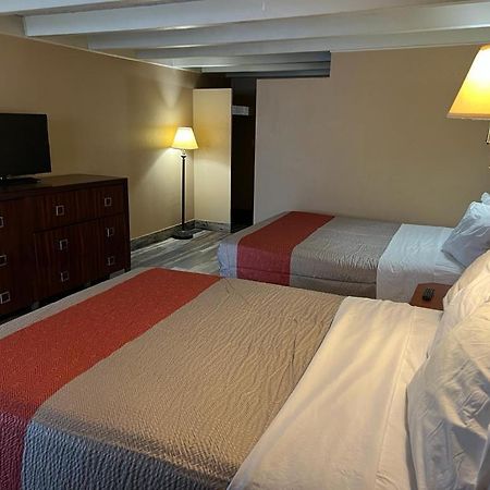 Hotel Weston Rfd Rockford Ngoại thất bức ảnh